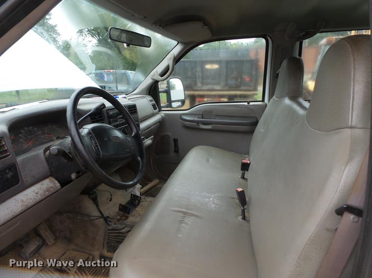 image for item DB7025 2001 Ford F350 Super Duty Crew Cab utility bed pickup truck