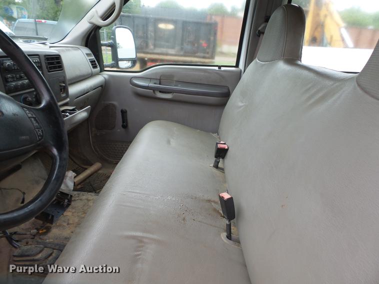 image for item DB7025 2001 Ford F350 Super Duty Crew Cab utility bed pickup truck