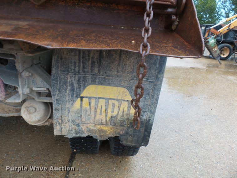 image for item DB7026 1995 Freightliner FL80 dump truck