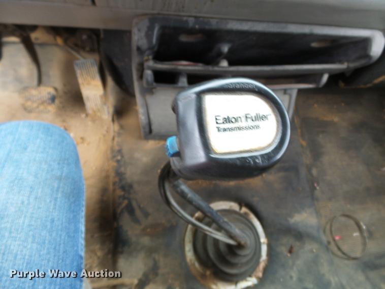 image for item DB7026 1995 Freightliner FL80 dump truck