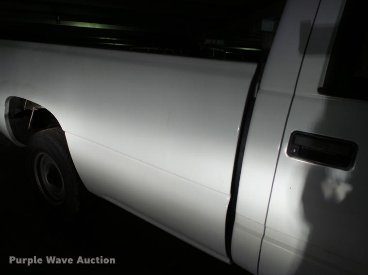 image for item DB7027 1988 GMC Sierra 1500 pickup truck