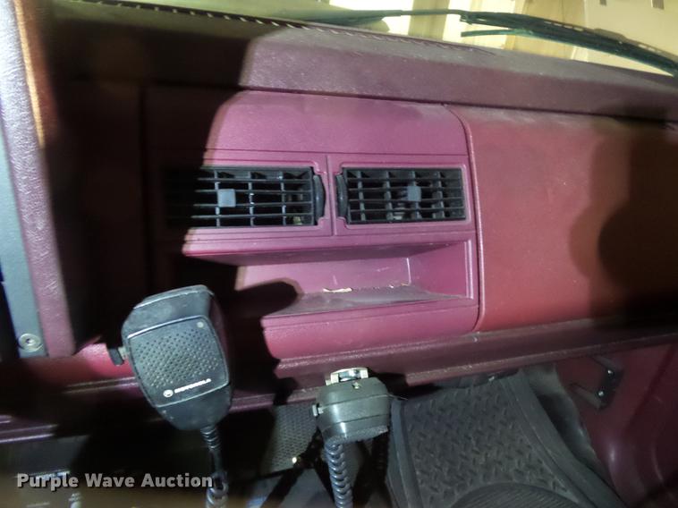 image for item DB7027 1988 GMC Sierra 1500 pickup truck