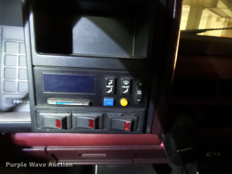 image for item DB7027 1988 GMC Sierra 1500 pickup truck