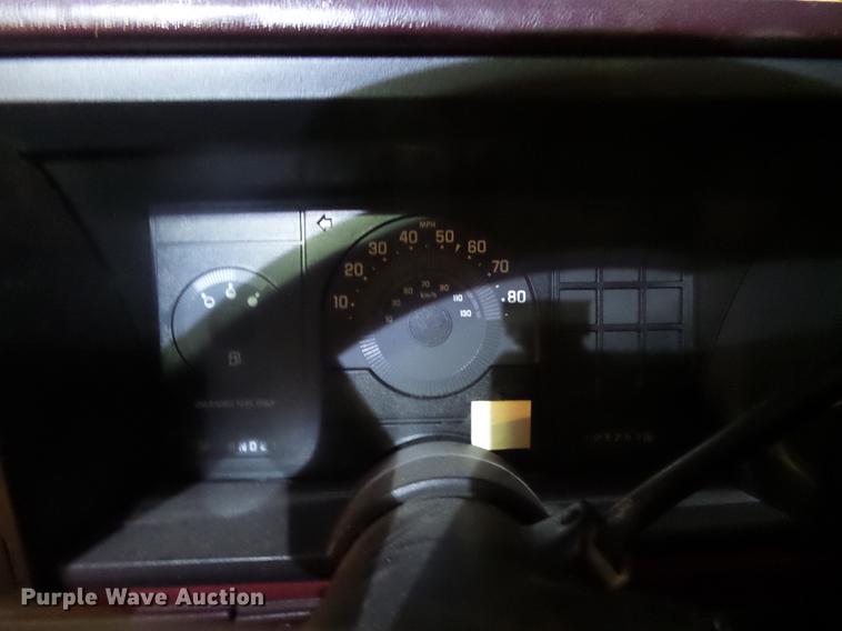 image for item DB7027 1988 GMC Sierra 1500 pickup truck