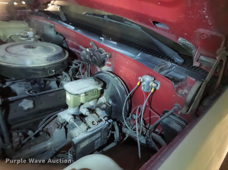 image for item DB7027 1988 GMC Sierra 1500 pickup truck