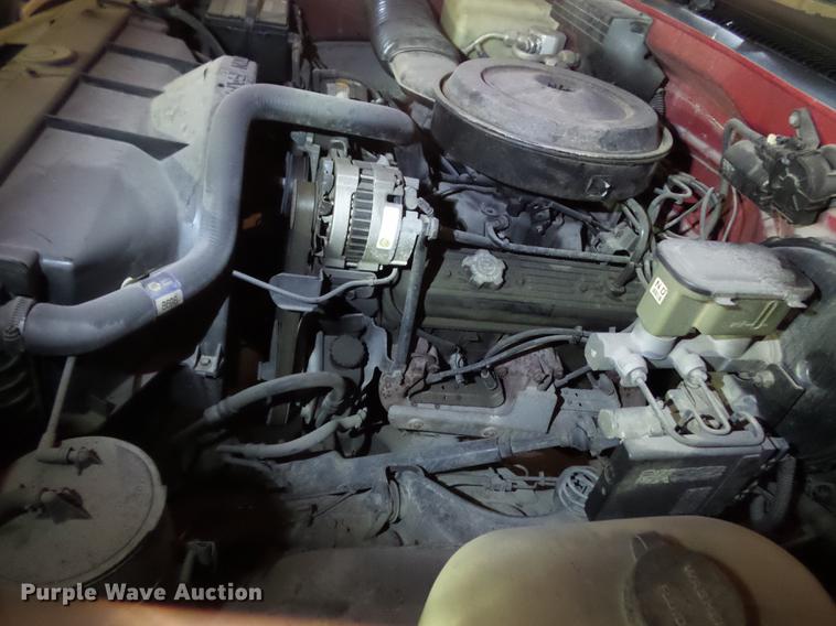 image for item DB7027 1988 GMC Sierra 1500 pickup truck