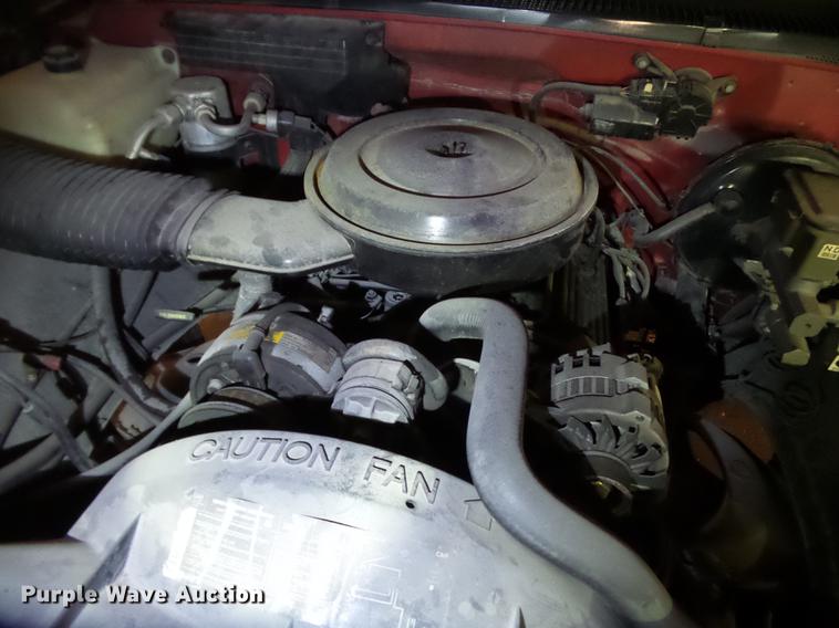 image for item DB7027 1988 GMC Sierra 1500 pickup truck