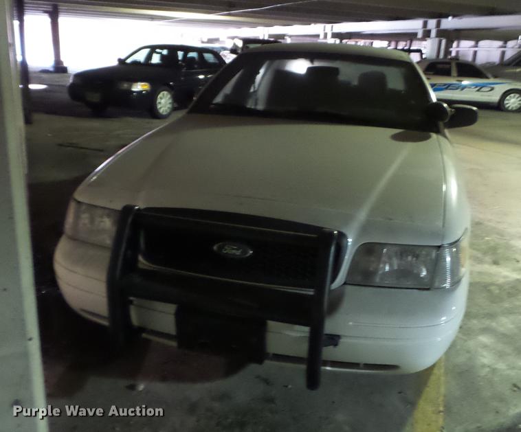 image for item DB7028 2010 Ford Crown Victoria Police Interceptor