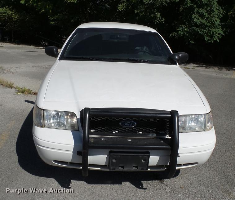 image for item DB7030 2011 Ford Crown Victoria Police Interceptor