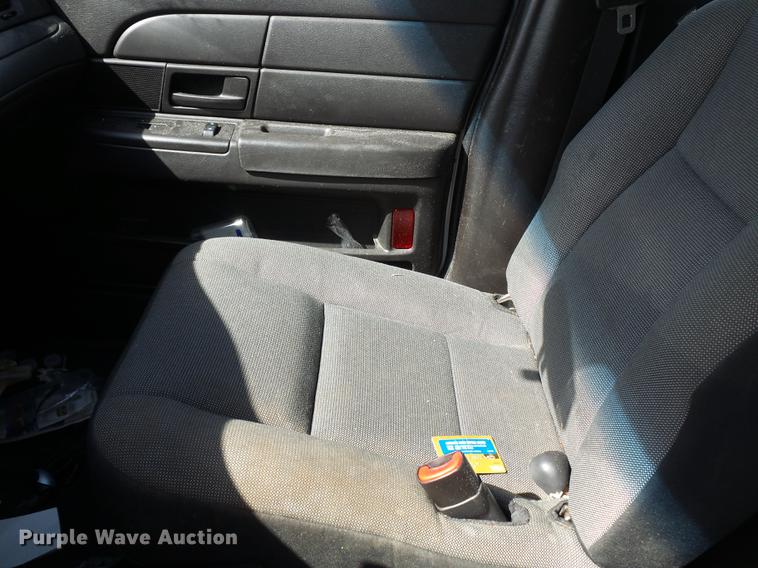 image for item DB7030 2011 Ford Crown Victoria Police Interceptor