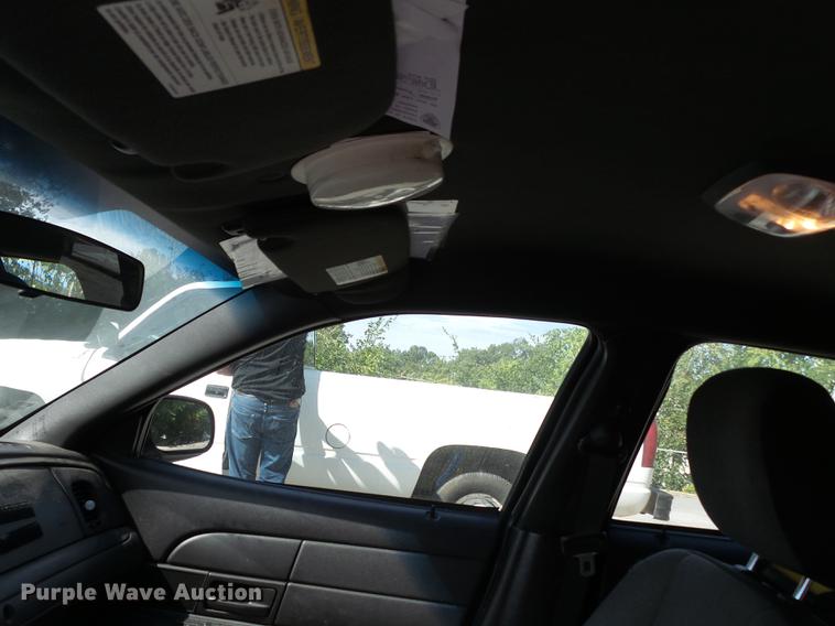 image for item DB7030 2011 Ford Crown Victoria Police Interceptor