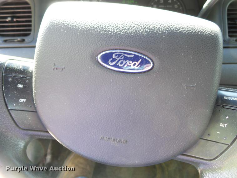 image for item DB7030 2011 Ford Crown Victoria Police Interceptor