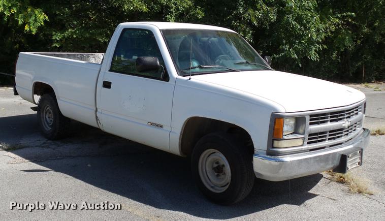 image for item DB7031 1994 Chevrolet 1500 pickup truck