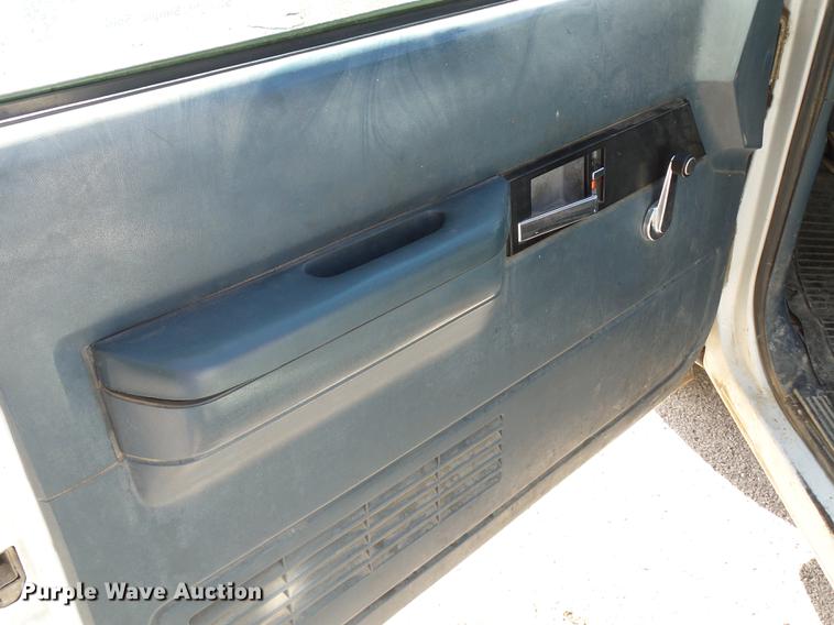 image for item DB7031 1994 Chevrolet 1500 pickup truck