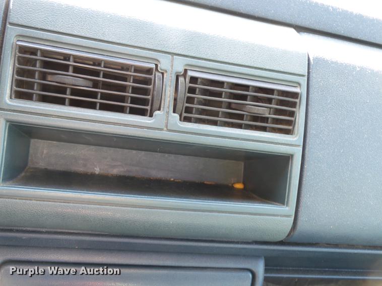 image for item DB7031 1994 Chevrolet 1500 pickup truck