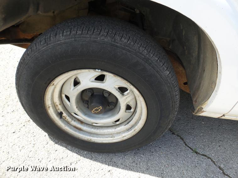 image for item DB7032 1997 Chevrolet S10 pickup truck