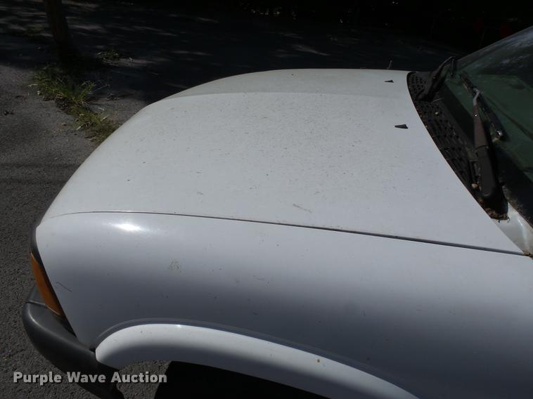 image for item DB7032 1997 Chevrolet S10 pickup truck