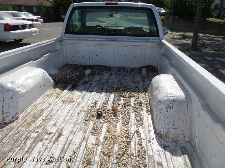 image for item DB7032 1997 Chevrolet S10 pickup truck