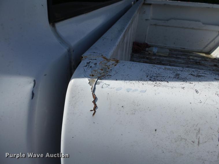 image for item DB7032 1997 Chevrolet S10 pickup truck