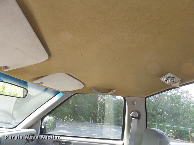 image for item DB7032 1997 Chevrolet S10 pickup truck