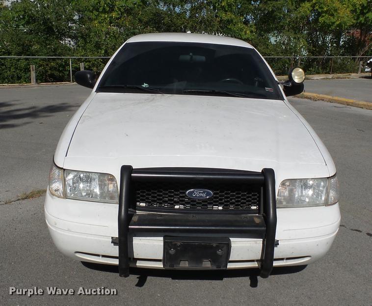 image for item DB7033 2010 Ford Crown Victoria Police Interceptor