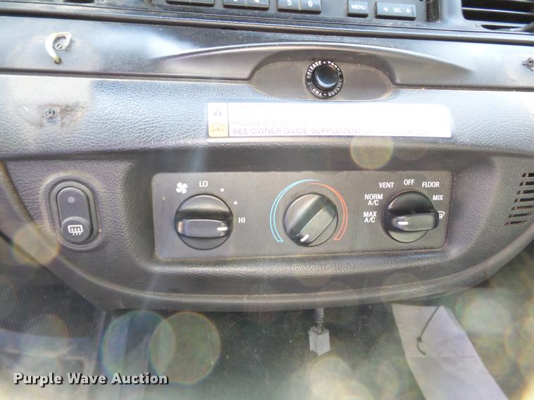 image for item DB7033 2010 Ford Crown Victoria Police Interceptor