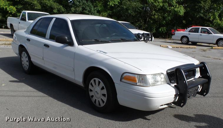image for item DB7034 2009 Ford Crown Victoria Police Interceptor
