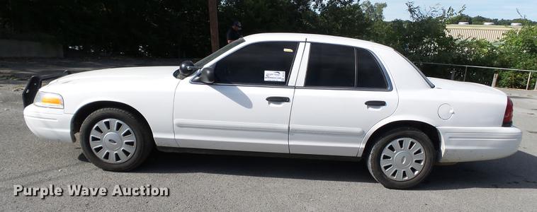 image for item DB7034 2009 Ford Crown Victoria Police Interceptor