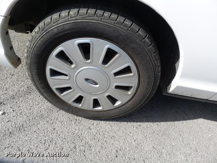 image for item DB7034 2009 Ford Crown Victoria Police Interceptor