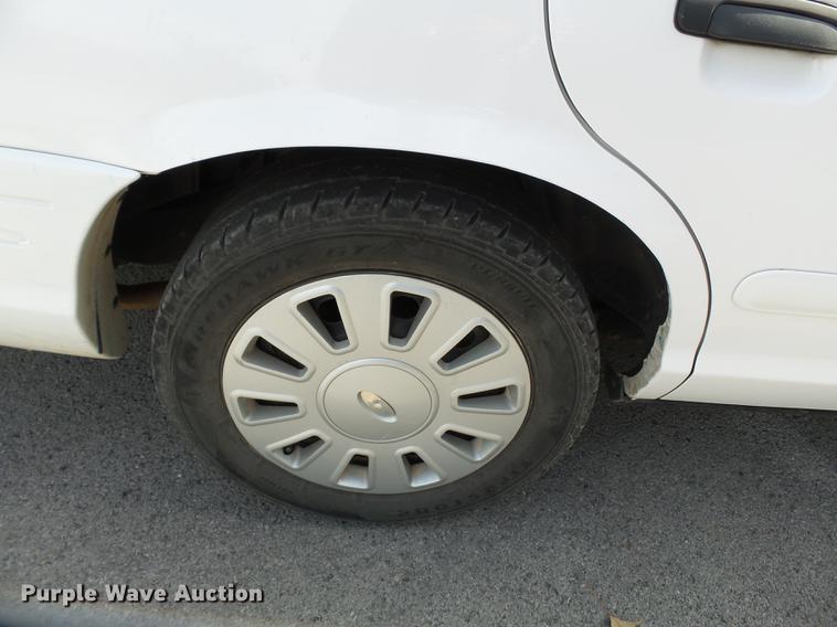 image for item DB7034 2009 Ford Crown Victoria Police Interceptor