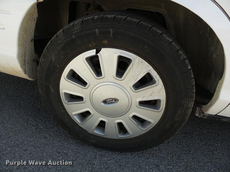 image for item DB7037 2008 Ford Crown Victoria Police Interceptor