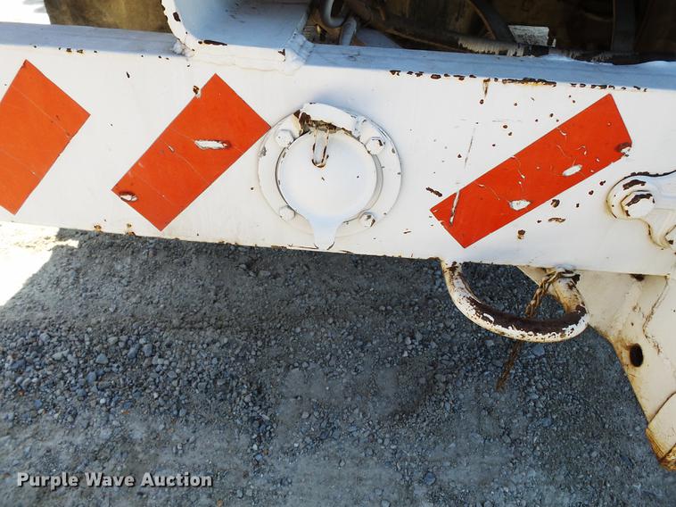 image for item DB7038 1990 Ford F800 bucket truck