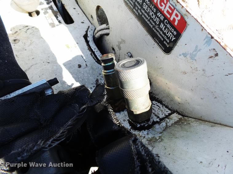 image for item DB7038 1990 Ford F800 bucket truck