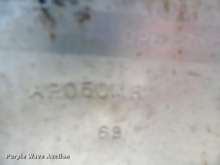 image for item DB7038 1990 Ford F800 bucket truck