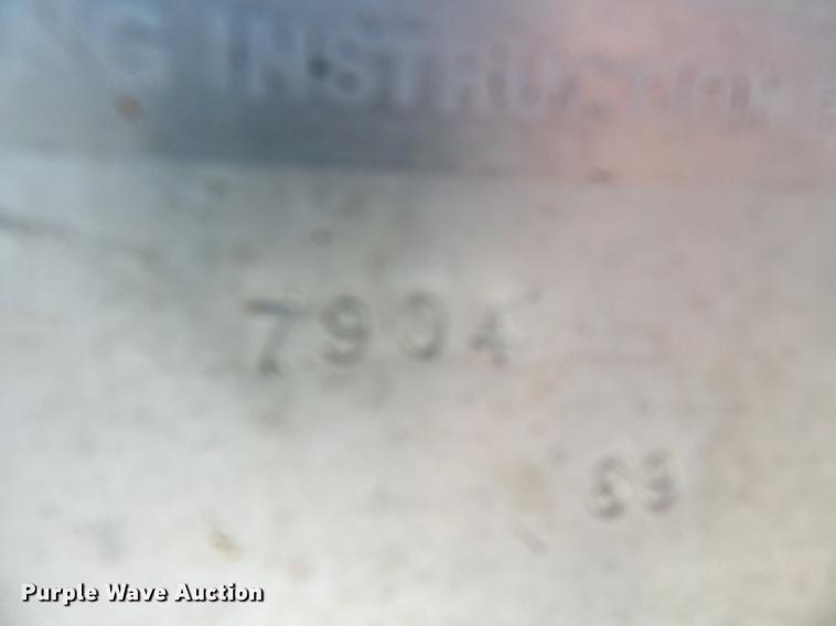 image for item DB7038 1990 Ford F800 bucket truck