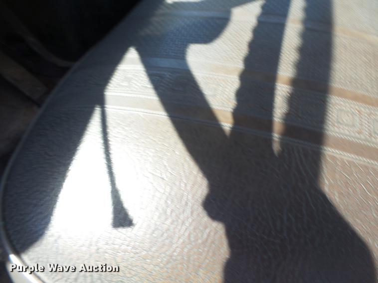 image for item DB7038 1990 Ford F800 bucket truck