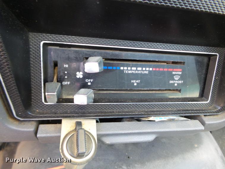 image for item DB7038 1990 Ford F800 bucket truck