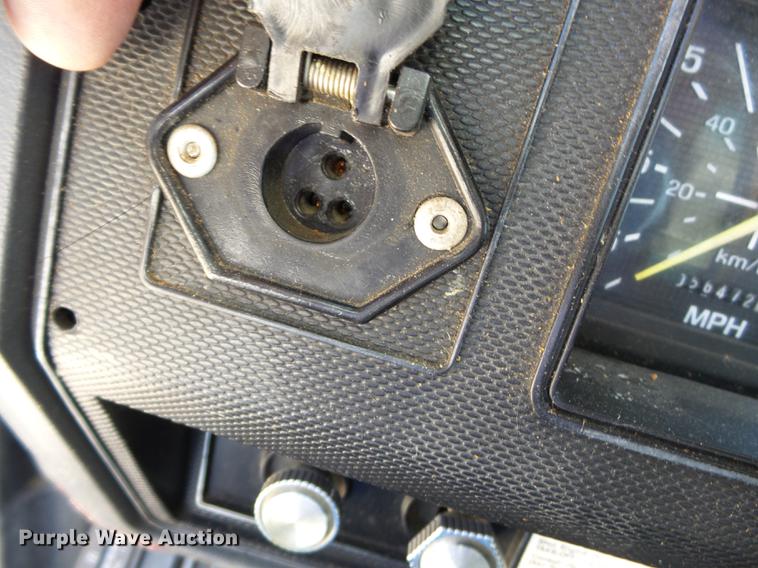 image for item DB7038 1990 Ford F800 bucket truck