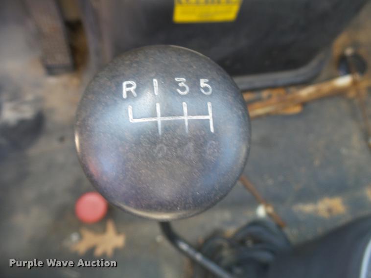 image for item DB7038 1990 Ford F800 bucket truck