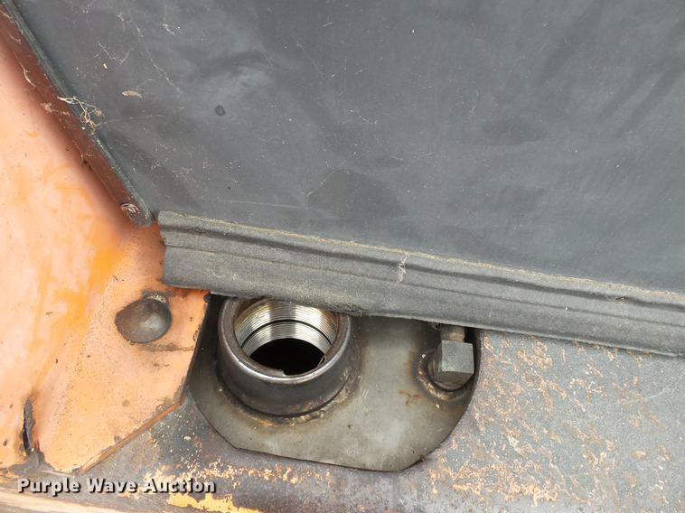 image for item DB7039 1985 NMC 100-GF-10 tug