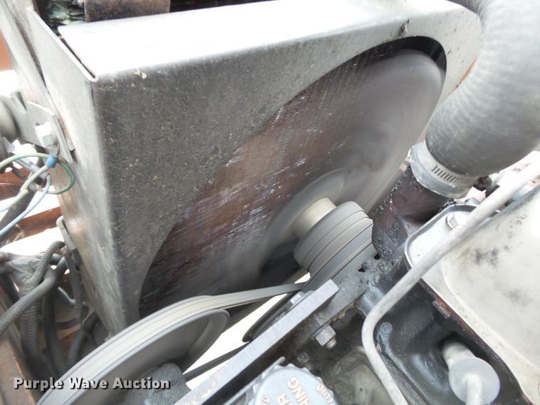 image for item DB7039 1985 NMC 100-GF-10 tug