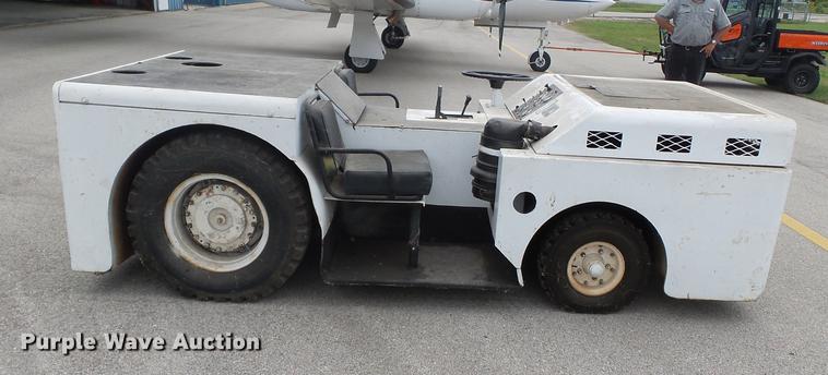 image for item DB7040 United Tractor TA-75 tug