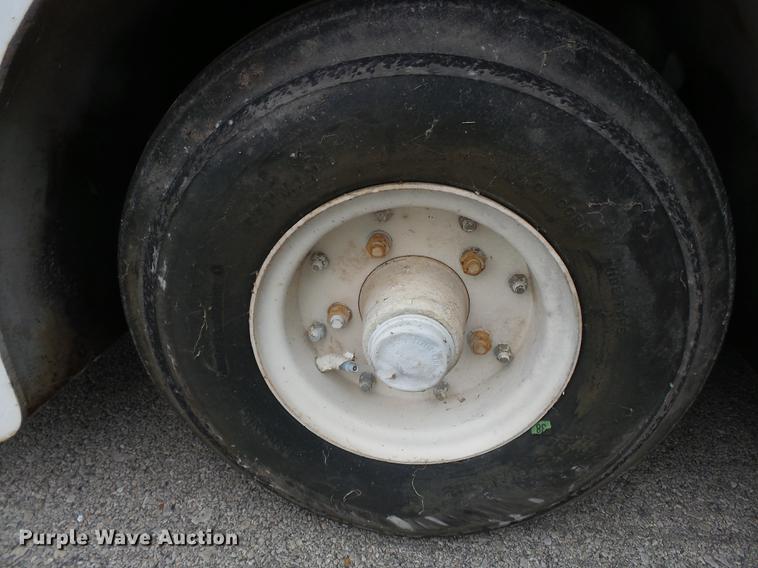 image for item DB7040 United Tractor TA-75 tug