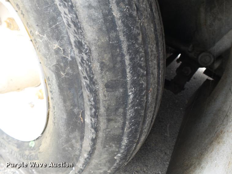 image for item DB7040 United Tractor TA-75 tug