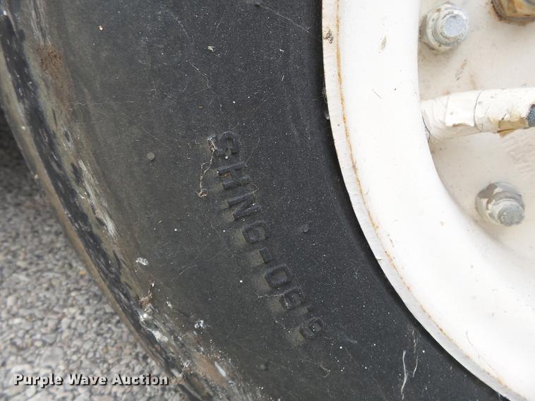 image for item DB7040 United Tractor TA-75 tug