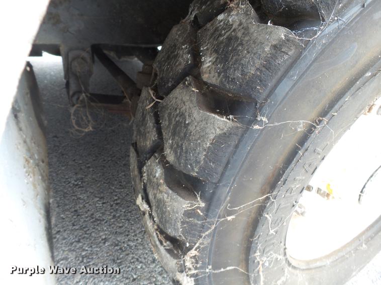 image for item DB7040 United Tractor TA-75 tug