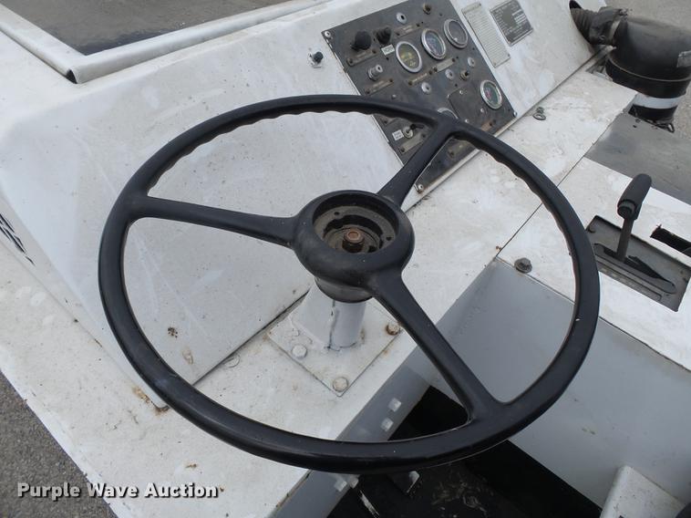 image for item DB7040 United Tractor TA-75 tug