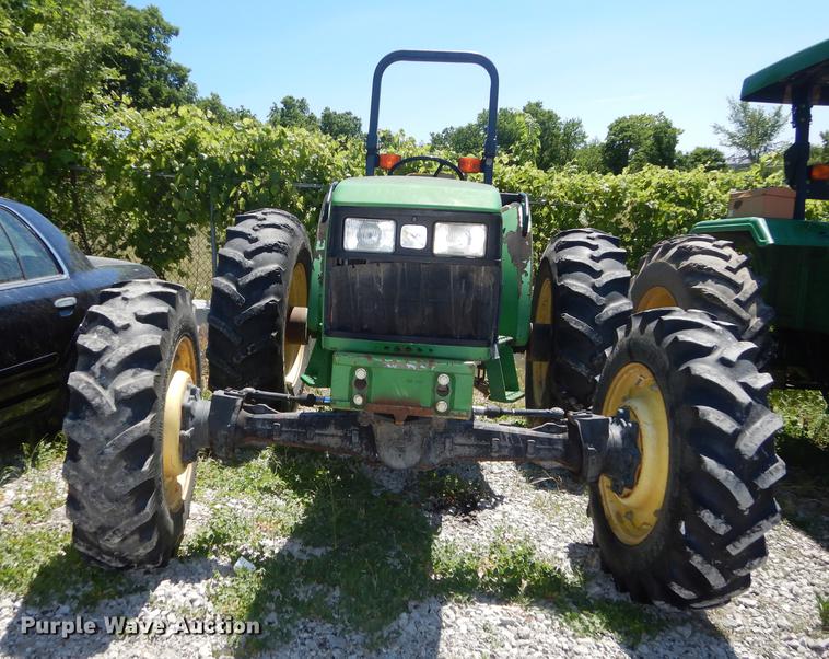 image for item DB8472 1999 John Deere 5310 tractor