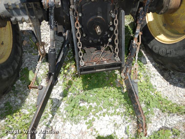 image for item DB8472 1999 John Deere 5310 tractor