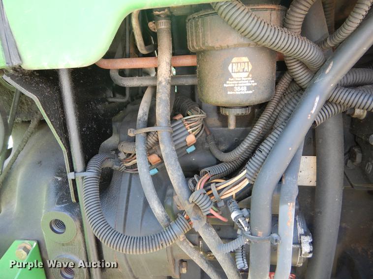 image for item DB8472 1999 John Deere 5310 tractor